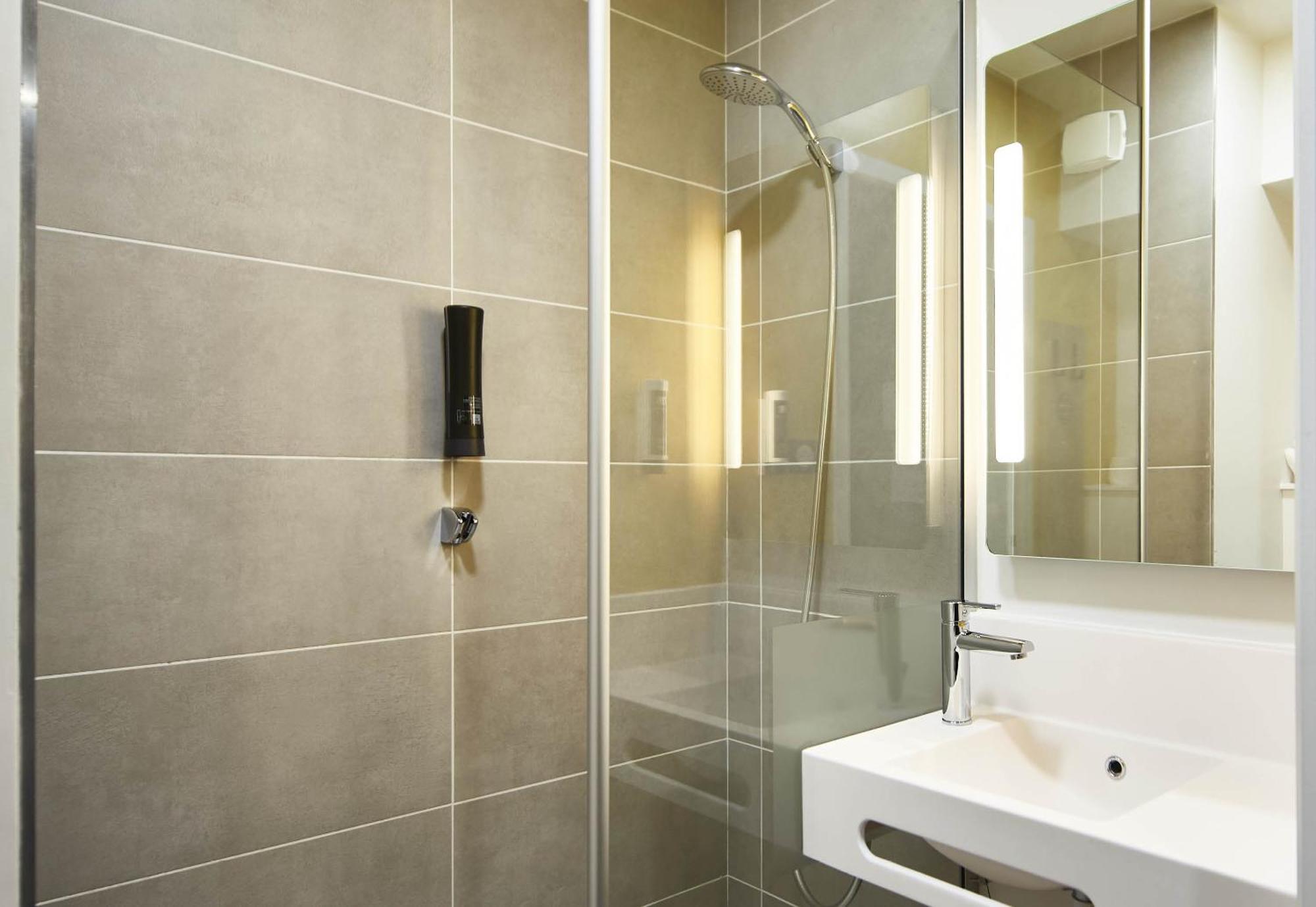 B&B Hotel Bois D'Arcy Saint Quentin En Yvelines Exteriér fotografie